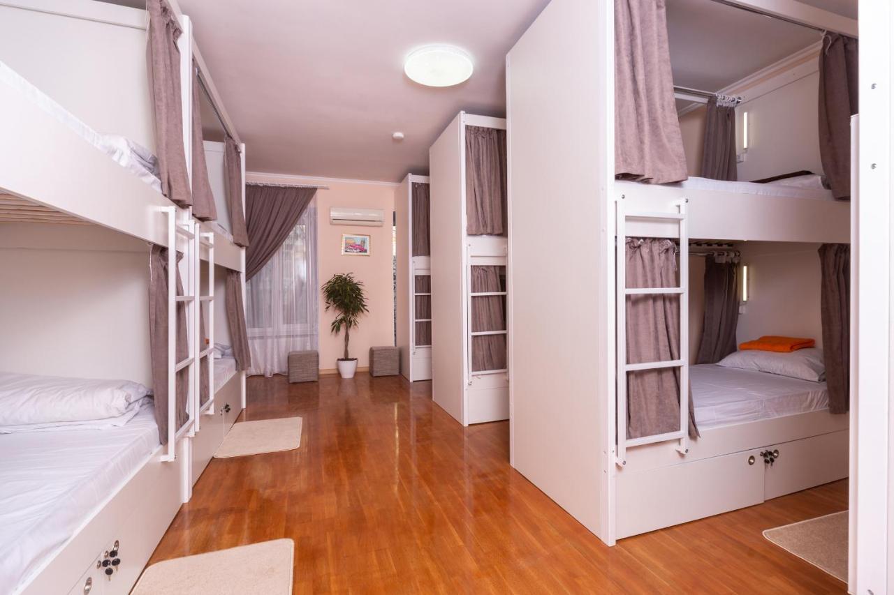 Хостел Friends House Odessza Kültér fotó
