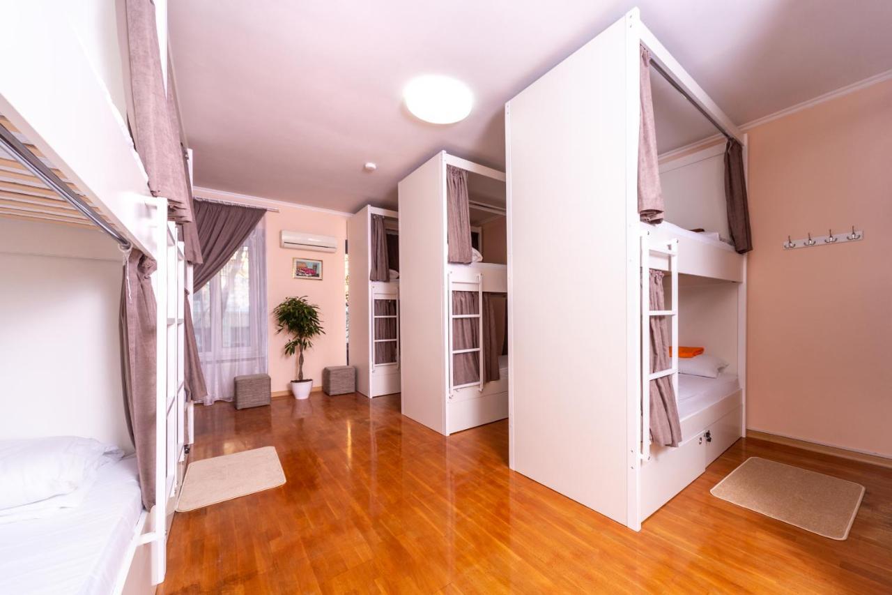 Хостел Friends House Odessza Kültér fotó